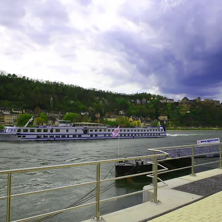 Pohl's Rheinhotel Adler Hotel 3*